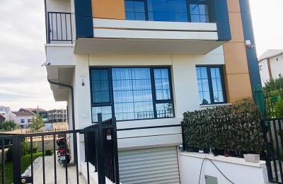 YAŞAMKENTTE SIFIR 6+2 6Banyolu 450m2 SATILIK MÜSTAKİL VİLLA